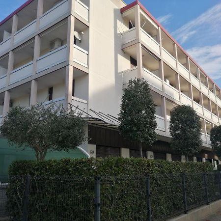 Condominio Quadrangolo-Gemini Bibione Exterior foto